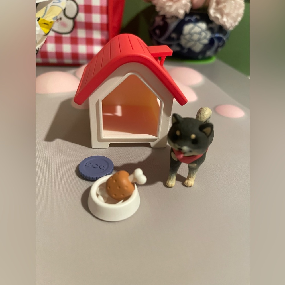 COPY - POPMART Pet Paradise. SHIBA INU HOUSE